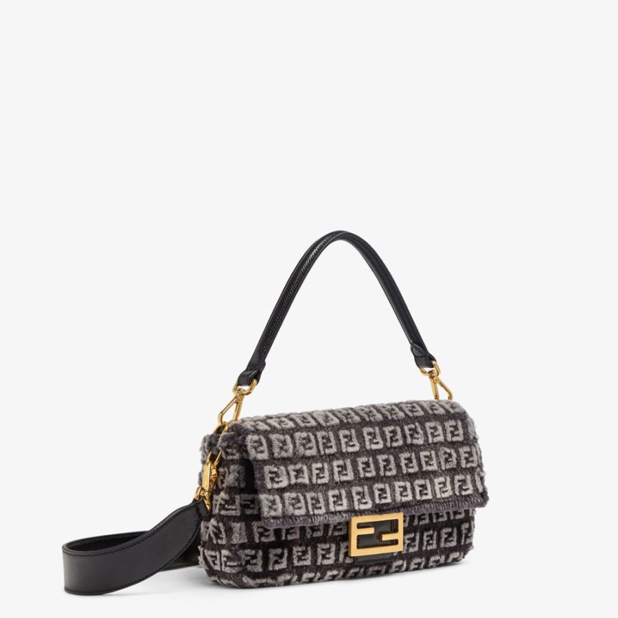 Damen Fendi Schulter- Und Crossbody-Taschen | Tasche Aus Nerzpelz In Grau Mit Ff-Muster