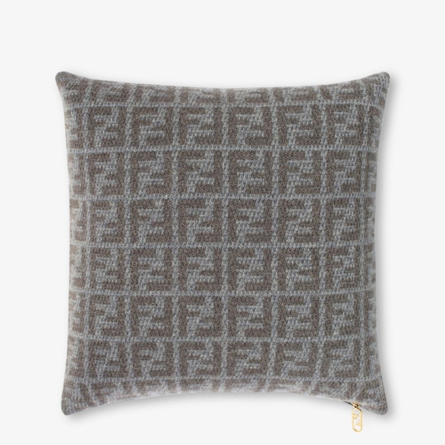 Home Decor & Lifestyle Fendi Textile Accessoires | Kissen Aus Kaschmir In Grau