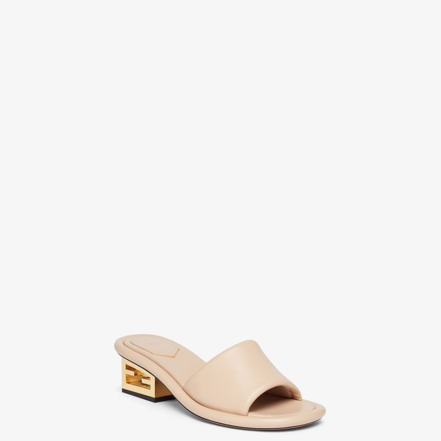 Damen Fendi Pantoletten Und Sandalen | Slide Aus Nappaleder In Beige