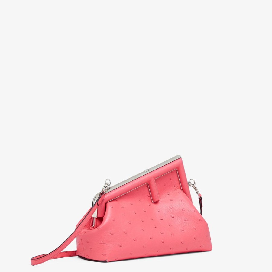 Damen Fendi Clutches & Pochetten | Tasche Aus Strausenleder In Rosa