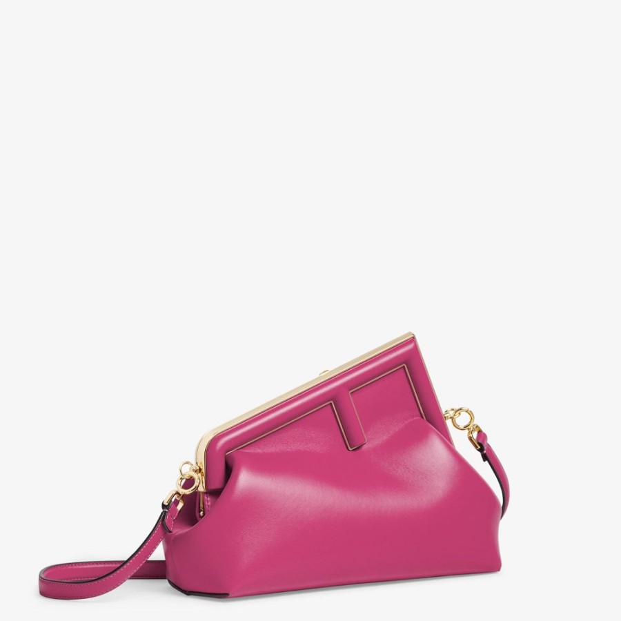 Damen Fendi Clutches & Pochetten | Tasche Aus Leder In Fuchsia