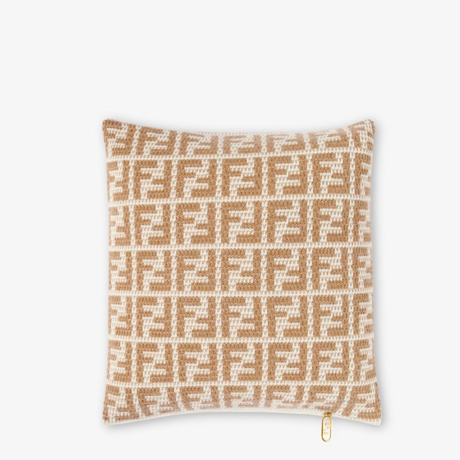 Home Decor & Lifestyle Fendi Textile Accessoires | Kissen Aus Kaschmir In Beige